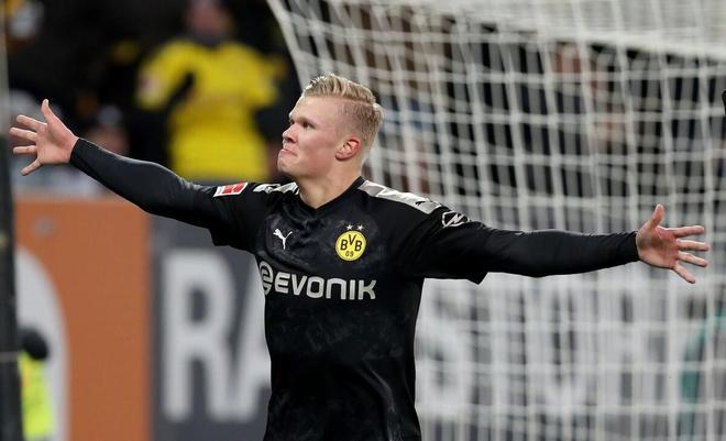 里贝里儿子赛义夫身穿阿尔及利亚球衣自拍，引起热议（里贝里之子赛义夫穿阿尔及利亚球衣晒自拍，引发热议）