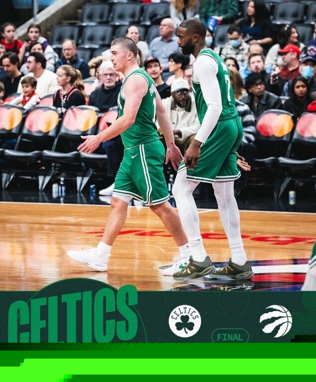 北京国安队获足协杯赛冠军，贺信来了！（北京国安问鼎足协杯，贺信送达！）