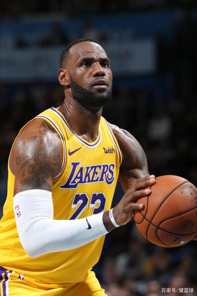 每体：贝尔纳尔将参加加泰队友谊赛，若情况好可能会出战毕包（每体：贝尔纳尔预计参加加泰友谊赛，若状态良好有望出战毕包）