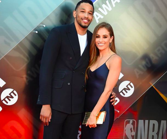 TA：阿隆索世俱杯期间曾进行钓鱼测试，发现更衣室有人泄密（TA称阿隆索在世俱杯期间进行“钓鱼”测试，证实更衣室存在泄密）